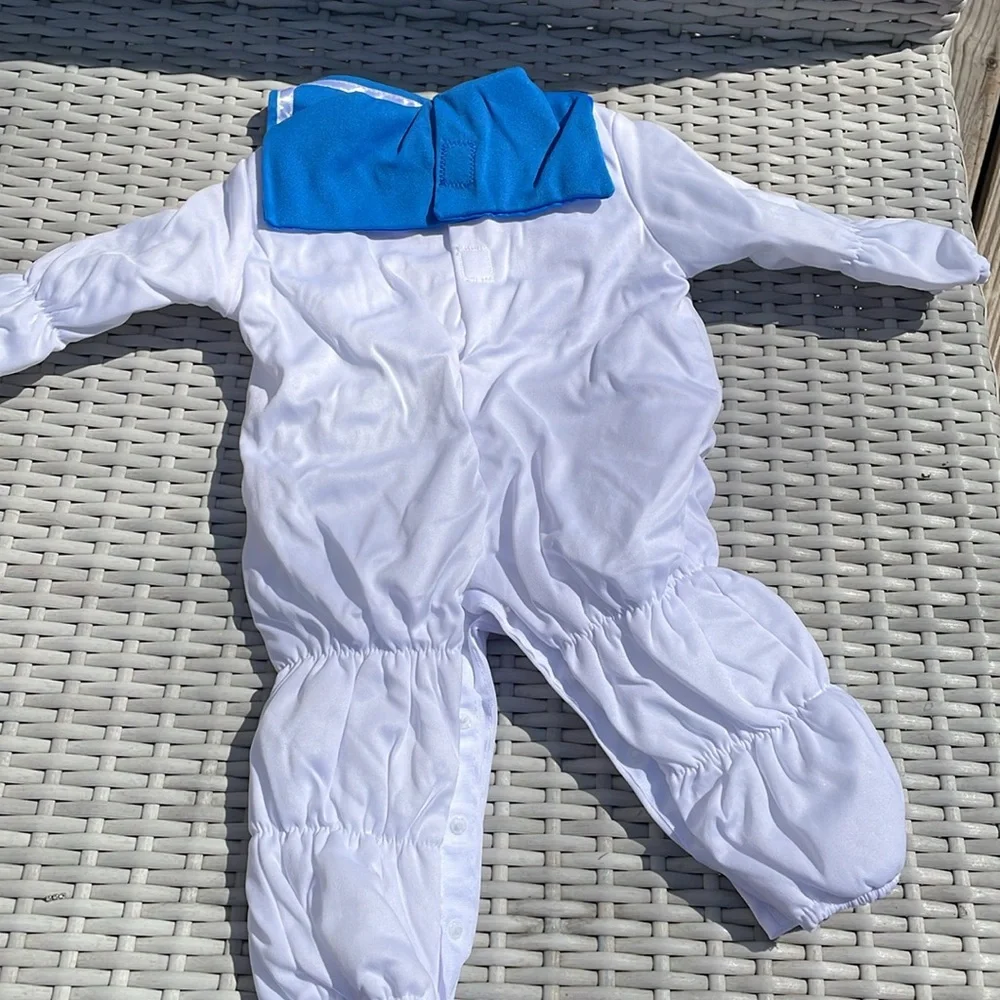NEW- Ghoustbusters Stay Puft Marshmallow Baby Costume Size 3-6 Months